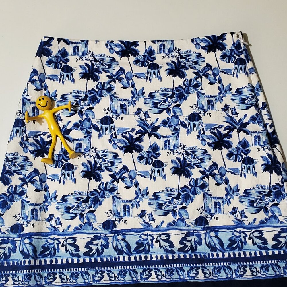 Beautiful Blue and White Lined Loft Skirt